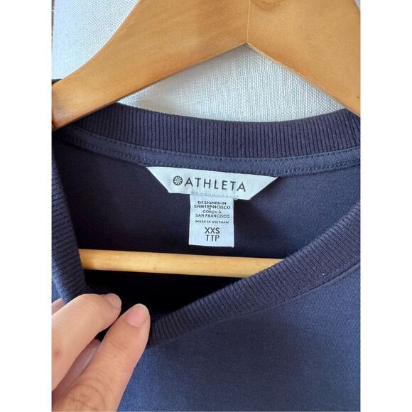 NWT Athleta Gallery Top Tunic Layered Look Navy Blue Quarry Blue Size XXS - Picture 4 of 8